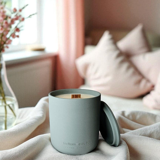 Soft Bloom- Soy Woodwick Candle